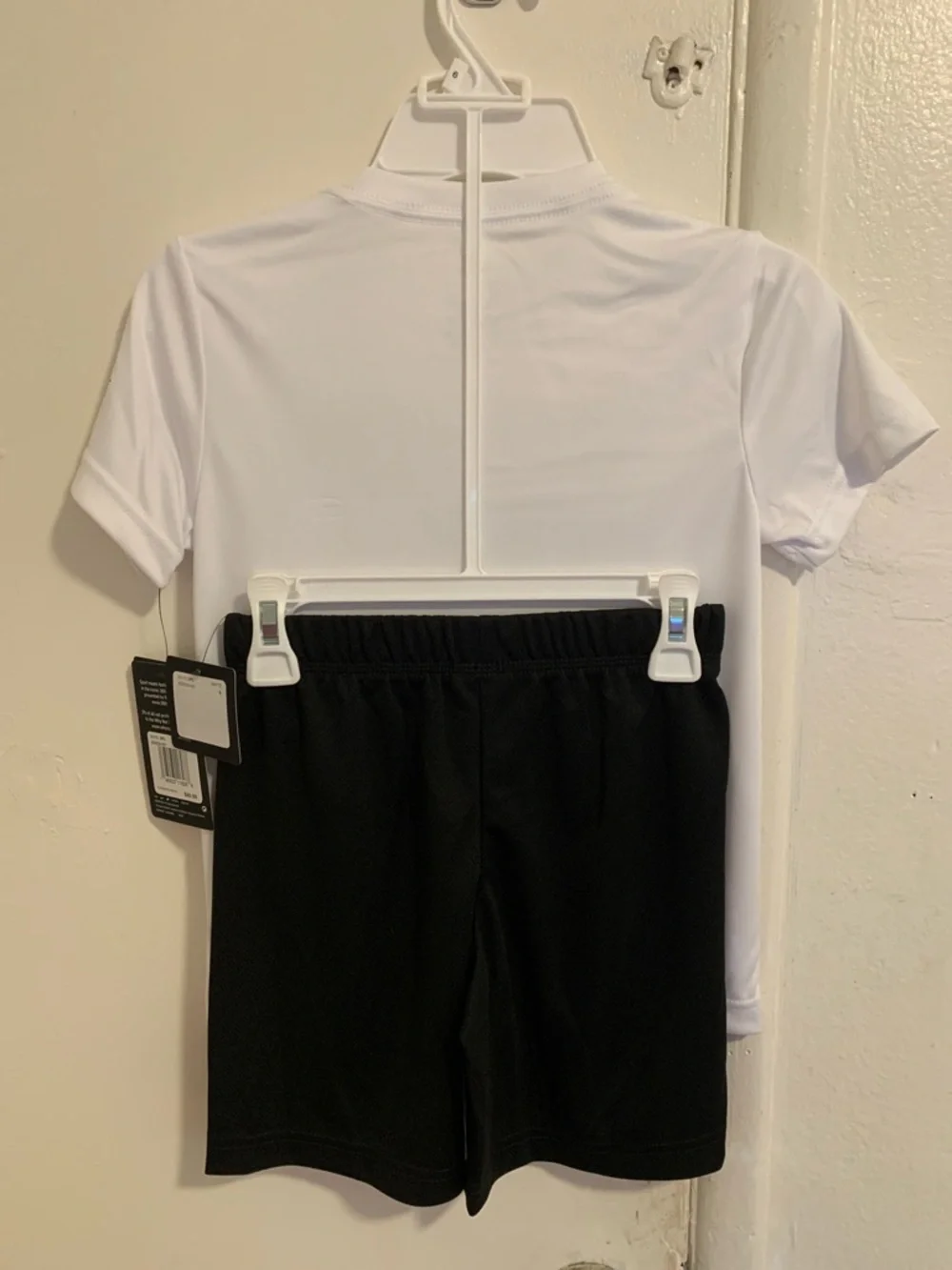 ❤️SOLD❤️Nike boys size 6 Russell Wilson collab tee and shorts 2 piece set! NWT - Picture 4 of 4